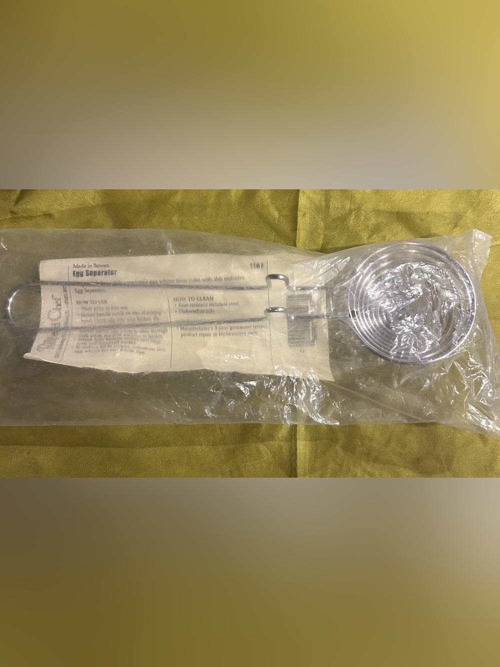 Pampered Chef Egg Separator, New in Packaging